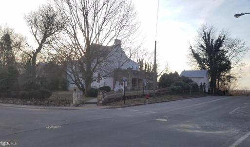 Photo #4 of 50 CULPEPER ST, WARRENTON, VA 0.8 acres