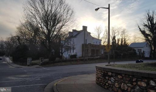 Photo #5 of 50 CULPEPER ST, WARRENTON, VA 0.8 acres