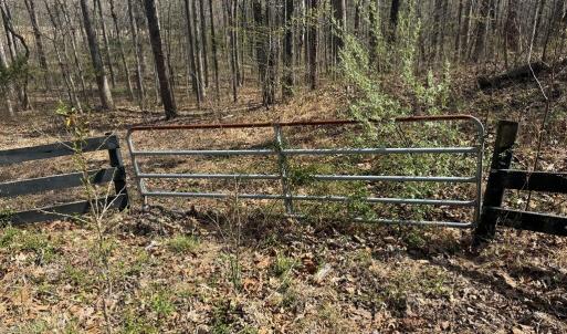 Photo #3 of Sanders Creek Rd, Dillwyn, VA 26.8 acres