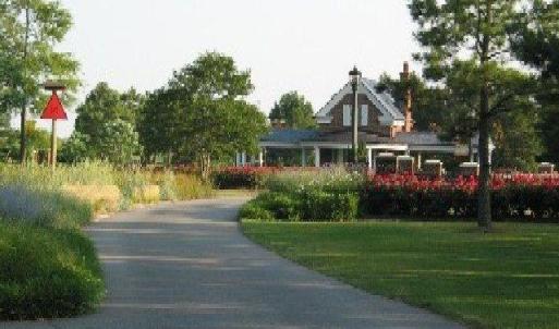 Entrance to Bay-Creek