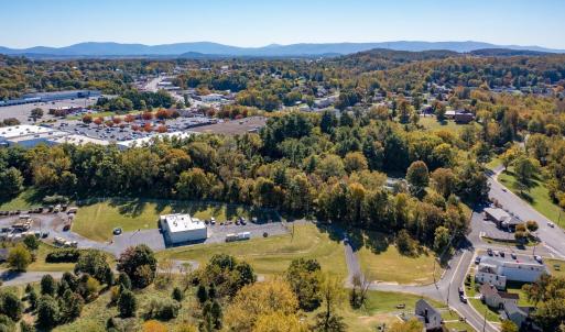 Photo #3 of 603 CALVERT ST, STAUNTON, VA 4.2 acres