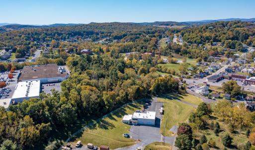 Photo #4 of 603 CALVERT ST, STAUNTON, VA 4.2 acres