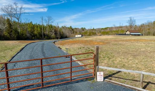 Photo #1 of 1337 STAGE JUNCTION RD, COLUMBIA, VA 10.0 acres