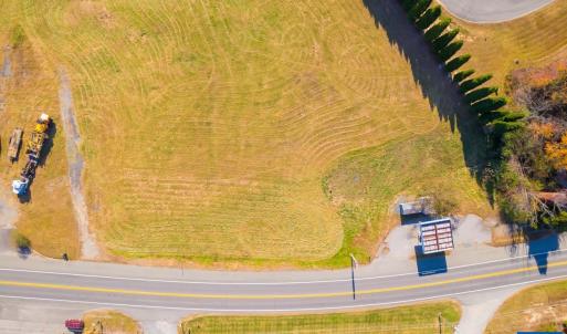 Photo #13 of 4227 DAVIS HWY, LOUISA, VA 0.5 acres