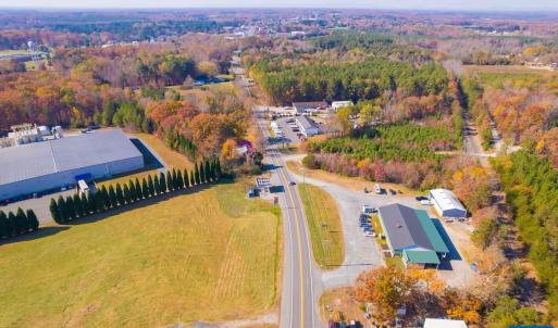 Photo #15 of 4227 DAVIS HWY, LOUISA, VA 0.5 acres