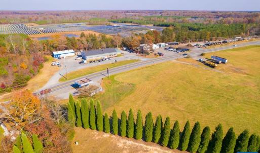 Photo #6 of 4227 DAVIS HWY, LOUISA, VA 0.5 acres
