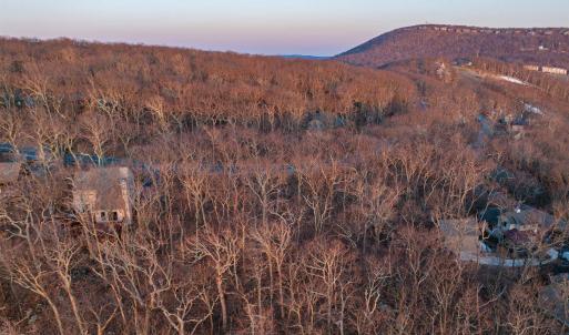 Photo #6 of BLACKROCK CIR, WINTERGREEN RESORT, VA 0.4 acres