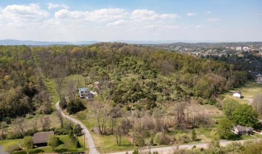 Photo #2 of 490 OLD GREENVILLE RD, STAUNTON, VA 4.1 acres