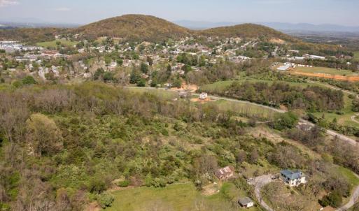 Photo #41 of 490 OLD GREENVILLE RD, STAUNTON, VA 4.1 acres