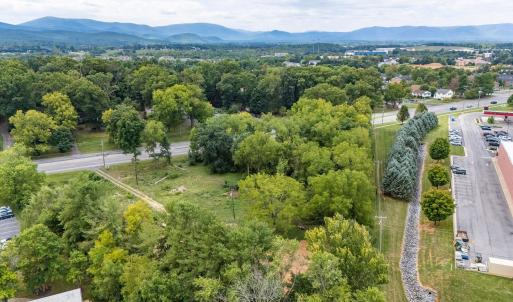 Photo #10 of 1229 ROSSER AVE, WAYNESBORO, VA 1.8 acres