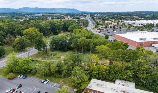 Photo #12 of 1229 ROSSER AVE, WAYNESBORO, VA 1.8 acres