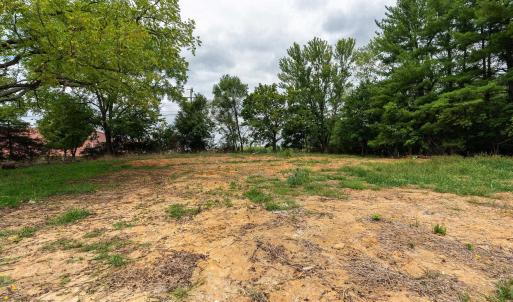 Photo #7 of 1229 ROSSER AVE, WAYNESBORO, VA 1.8 acres