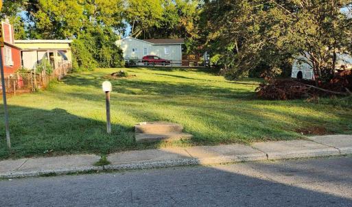 Photo #4 of 817 NASSAU ST, CHARLOTTESVILLE, VA 0.2 acres