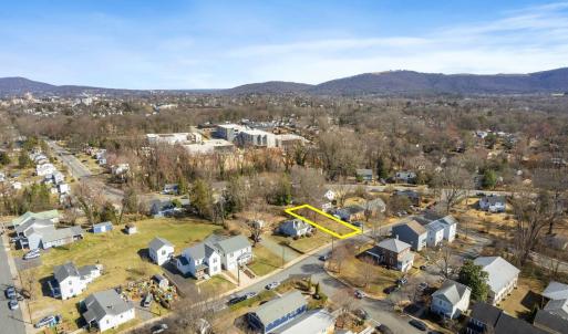 Photo #7 of 502 HANOVER ST, CHARLOTTESVILLE, VA 0.1 acres