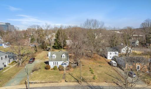 Photo #2 of 502 HANOVER ST, CHARLOTTESVILLE, VA 0.1 acres