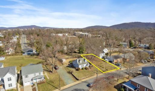Photo #4 of 502 HANOVER ST, CHARLOTTESVILLE, VA 0.1 acres