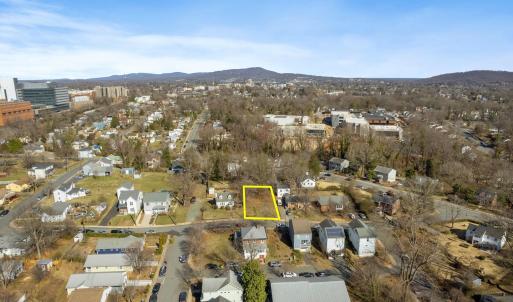 Photo #9 of 502 HANOVER ST, CHARLOTTESVILLE, VA 0.1 acres