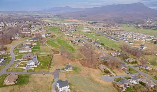 Photo #10 of 100 KESWICK CT, ROCKINGHAM, VA 0.5 acres