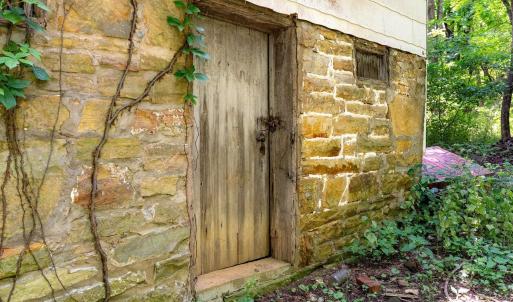 Photo #6 of 2410 MAUZY ATHLONE RD, BROADWAY, VA 18.3 acres