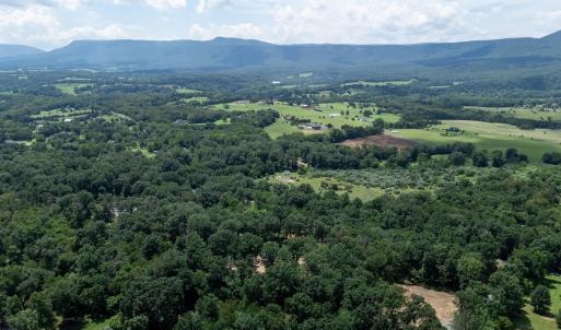 Photo #14 of 15 MONT VIEW LN, LURAY, VA 3.1 acres