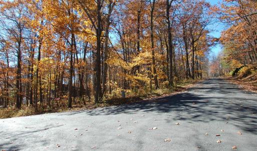 Photo #1 of 24 WHITE OAK LN, WINTERGREEN RESORT, VA 0.6 acres