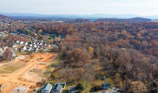 Photo #4 of 912 MOORE ST, STAUNTON, VA 2.0 acres