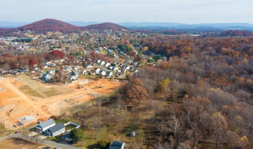 Photo #5 of 912 MOORE ST, STAUNTON, VA 2.0 acres