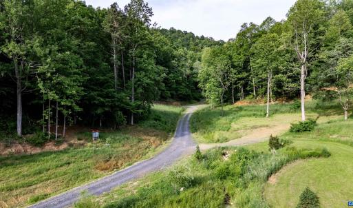 Photo #7 of 1390 PERKINS HOLLOW LN, FABER, VA 93.8 acres
