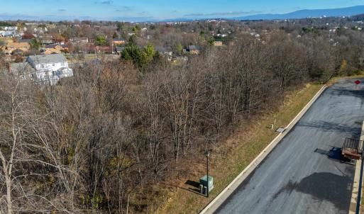 Photo #6 of 2122 WILLOW HILL DR, HARRISONBURG, VA 0.3 acres