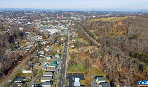 Photo #10 of 1357 MAIN ST, WAYNESBORO, VA 1.0 acres
