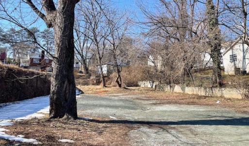 Photo #3 of 607 7 1/2 ST, CHARLOTTESVILLE, VA 0.2 acres