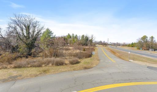 Photo #5 of DEERWOOD DR, CHARLOTTESVILLE, VA 1.1 acres