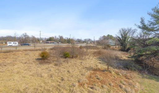 Photo #4 of DEERWOOD DR, CHARLOTTESVILLE, VA 1.1 acres