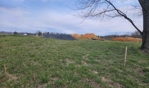 Photo #4 of 2060 SKIPPIE LN, BROADWAY, VA 2.2 acres