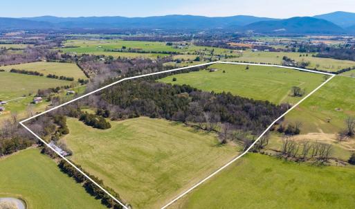 The lot lines are marked to give approximate boundaries, please see plat for exact details.