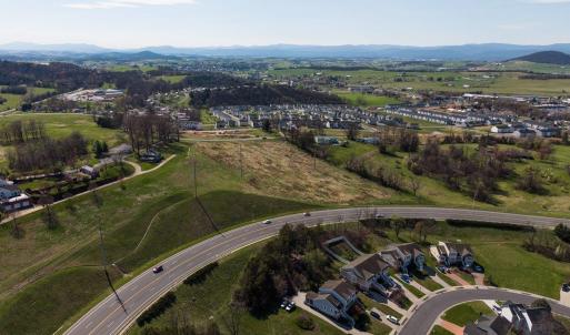 Photo #7 of 410 PEAR ST, HARRISONBURG, VA 4.9 acres