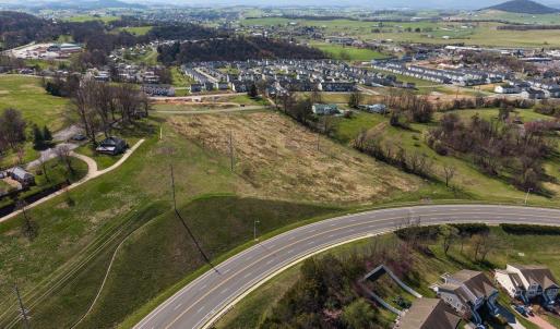 Photo #8 of 410 PEAR ST, HARRISONBURG, VA 4.9 acres