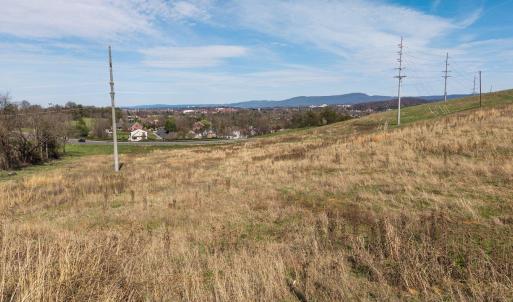 Photo #13 of 410 PEAR ST, HARRISONBURG, VA 4.9 acres