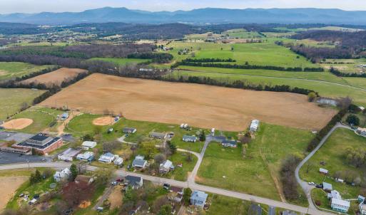Photo #3 of 15,17,25,37 HAYFIELD LN, FORT DEFIANCE, VA 36.5 acres