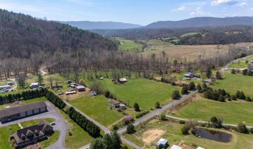 Photo #10 of 14506 TRAVIS LN, FULKS RUN, VA 1.0 acres
