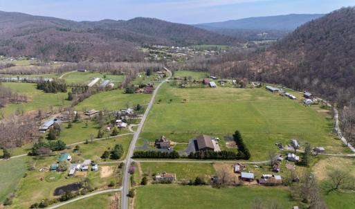 Photo #12 of 14506 TRAVIS LN, FULKS RUN, VA 1.0 acres
