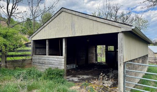 Photo #13 of 189 OAK RIDGE LN, STAUNTON, VA 195.2 acres