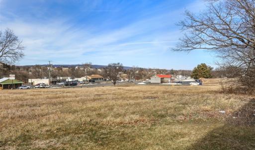 Photo #7 of 301 MAIN ST, BROADWAY, VA 1.0 acres