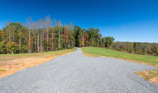 Photo #8 of 7337-4 DICK WOODS RD, AFTON, VA 23.0 acres