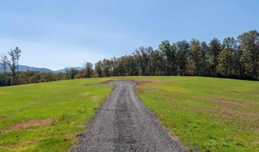 Photo #7 of 7337-4 DICK WOODS RD, AFTON, VA 23.0 acres