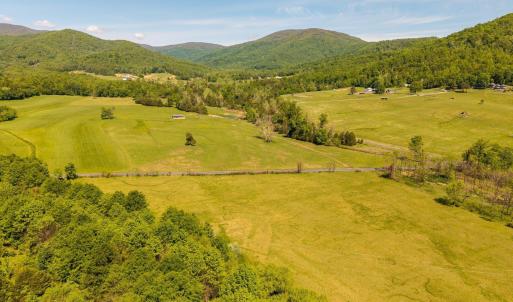 Photo #5 of 2255 BOONESVILLE RD, DYKE, VA 138.0 acres