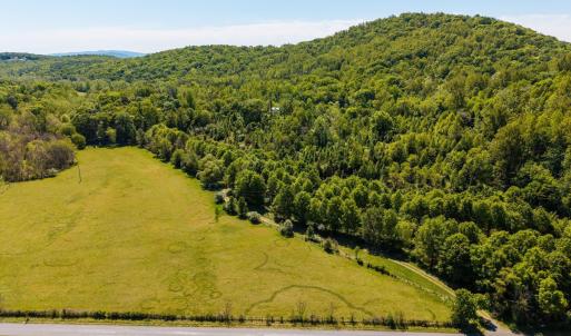 Photo #4 of 2255 BOONESVILLE RD, DYKE, VA 138.0 acres