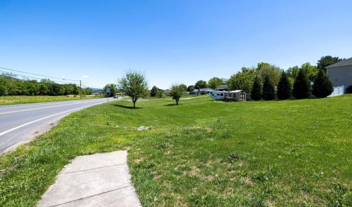 Photo #3 of 325 RUSTIC AVE, BROADWAY, VA 0.4 acres