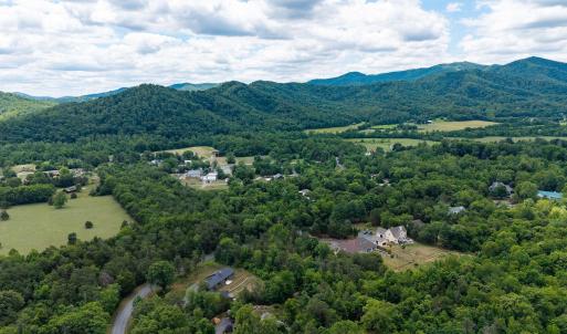 Photo #28 of 717 CEDAR MEADOW DR, NELLYSFORD, VA 0.9 acres