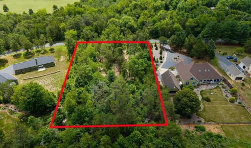 Photo #4 of 717 CEDAR MEADOW DR, NELLYSFORD, VA 0.9 acres